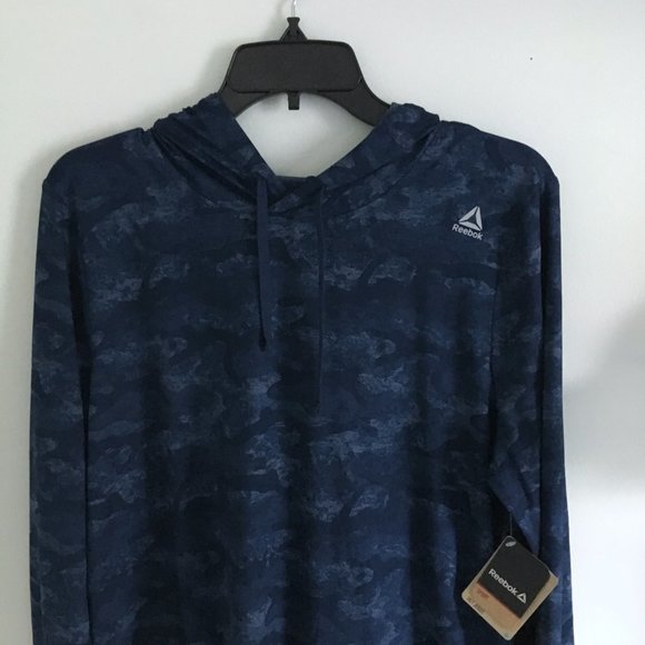 NWT Reebok Pullover - Picture 2 of 5